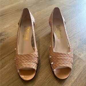 Vintage Salvatore Ferragamo Women's Tan Reptile Print Peep-Toe Slingback Heels